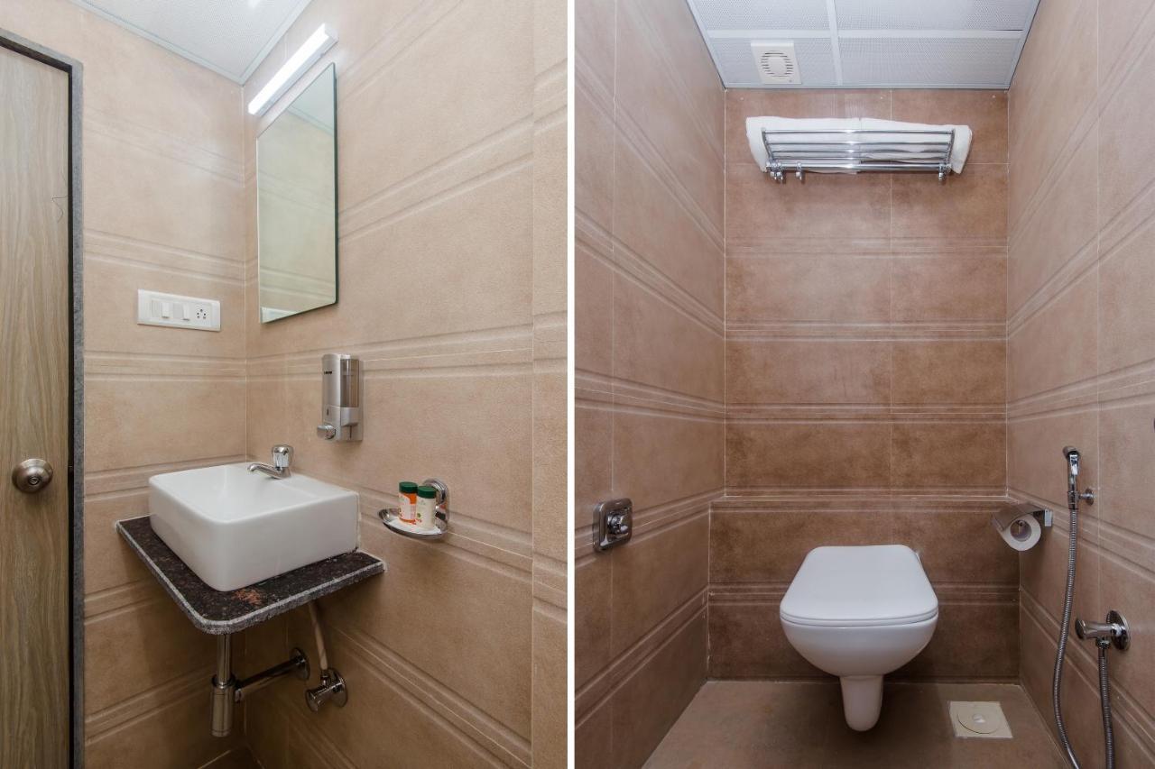 Hotel Oyo 14056 Golden Arch Bombaj Zewnętrze zdjęcie